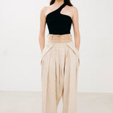 Double-waisted pants in linen